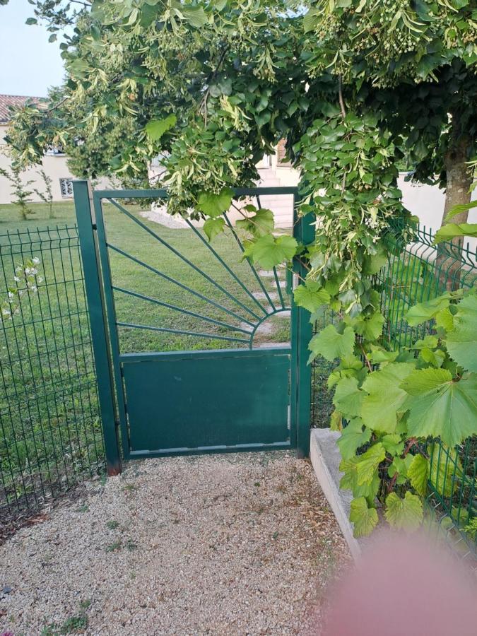 Gite Du Soleil Levant - Drome Des Collines Bren 外观 照片